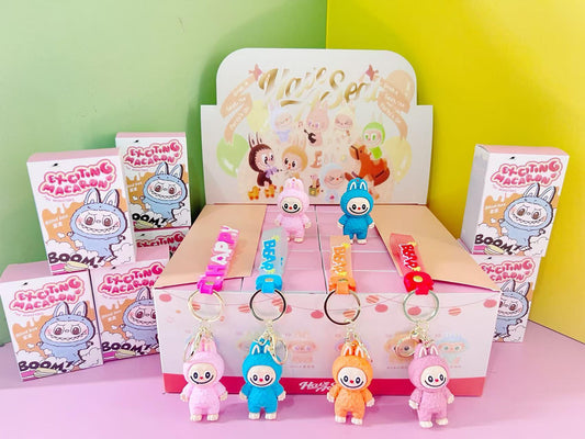 LLAVERO LABUBU CAJA SORPRESA  C