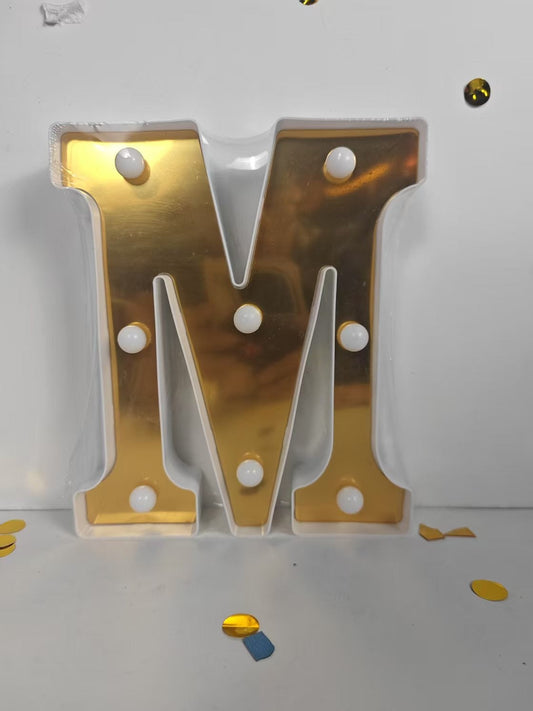 LAMPARA NUMERO LETRA DORADO 0-9 A-Z 21CM