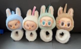 PUSERA LABUBU PELUCHE