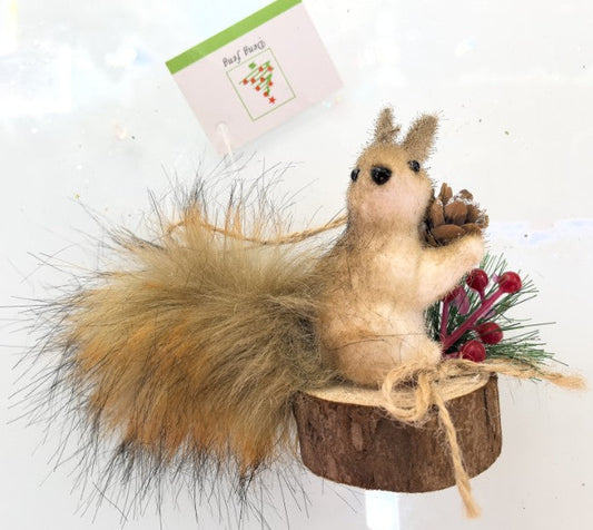 ADORNO ARDILLA ARBOL