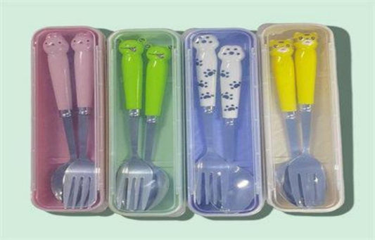 CUCHARA Y TENEDOR CAJA PERSONAJE B